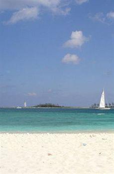 Holiday Inn Express & Suites Nassau Kültér fotó