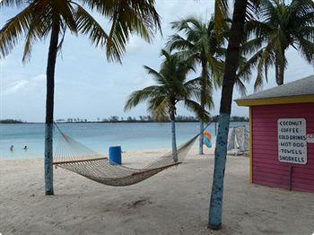 Holiday Inn Express & Suites Nassau Kültér fotó
