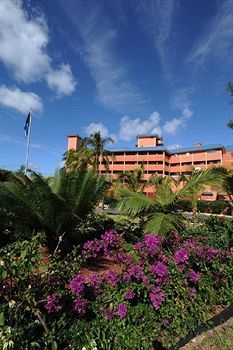 Holiday Inn Express & Suites Nassau Kültér fotó
